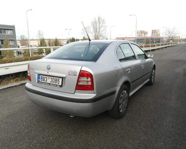 půjčím škoda octavia I